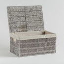 Sivý úložný box.