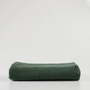 Zelený uterák vyrobený z bavlnených a bambusových tkanín