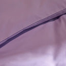 Fialové polyesterové obliečky z mikrovlákna. 