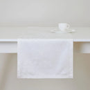 Biela štóla z bavlny a polyesteru. 