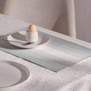 Zelené prestieranie.