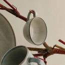 Béžový dezertný tanier.