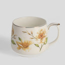 Viacfarebný hrnček z porcelánu. 