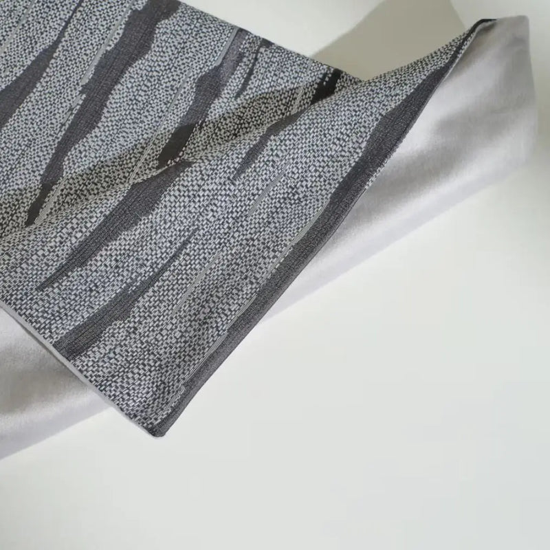 Zlatá polyesterová štóla. 