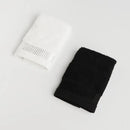 Čierno biela sada bavlnených uterákov.