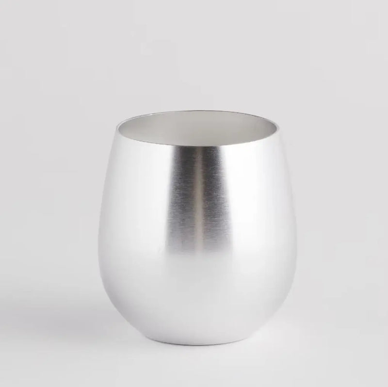 Strieborná vonná sviečka v kovovom ráme