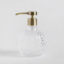 Transparentný dávkovač.