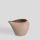 Ružová porcelánová mliekovka