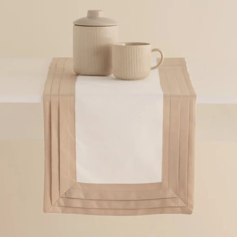 Béžová polyesterová štóla.