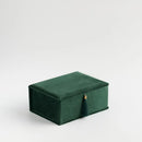 Zelená zrkadlová šperkovnica.