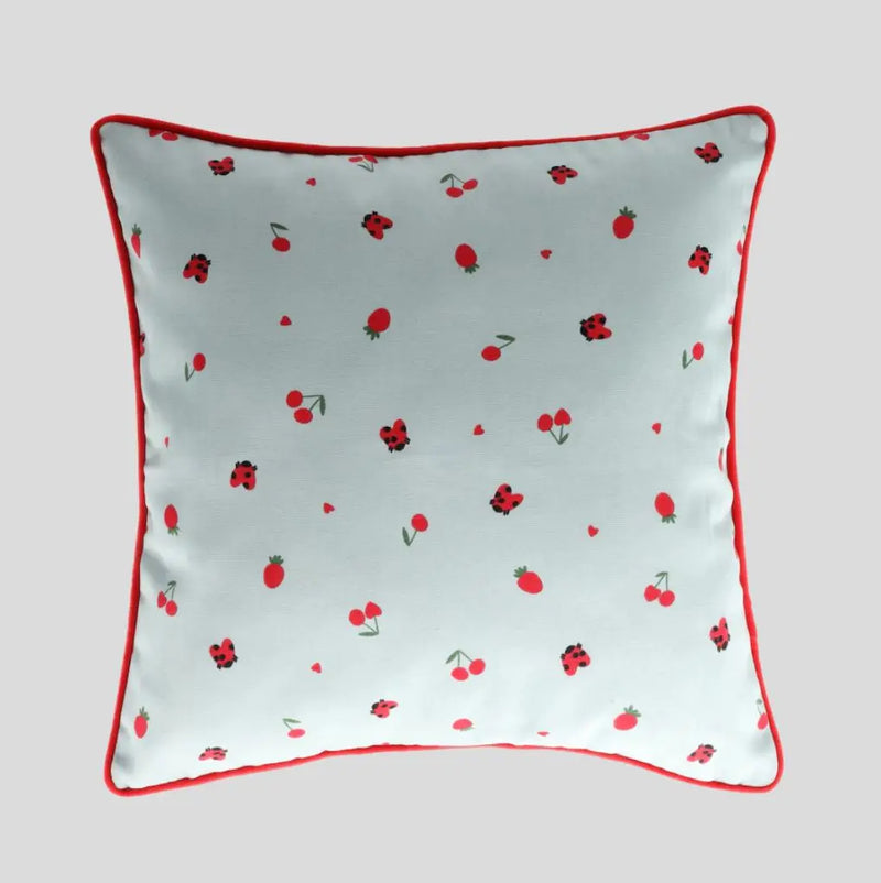 Modrá obliečka na vankúš. 