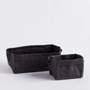 Sada dvoch čiernych organizérov.