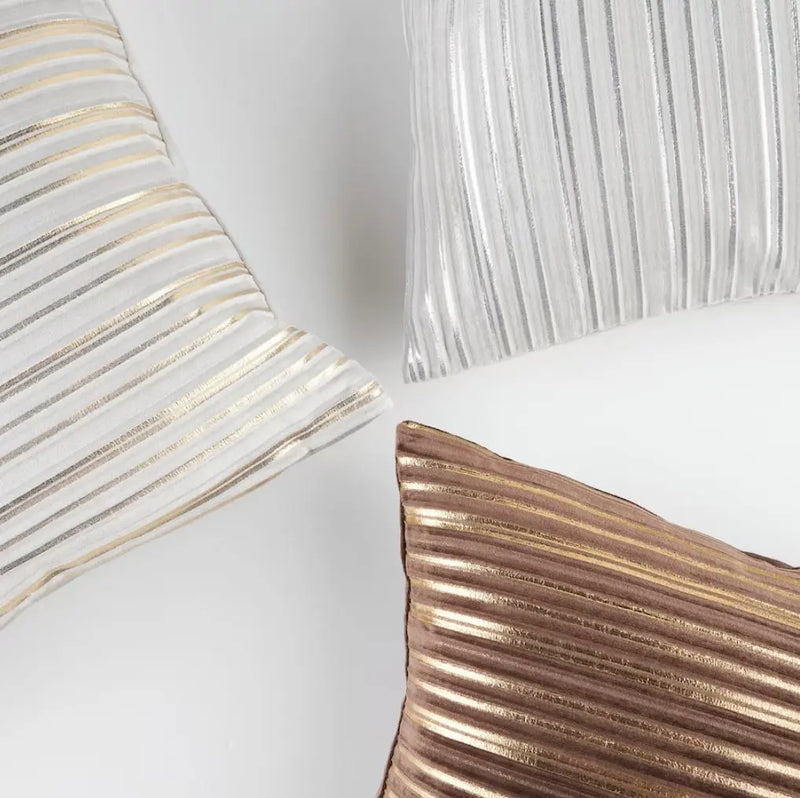 Biela obliečka na vankúš.