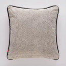 Béžová detská obliečka na vankúš s obrázkom krokodíla.