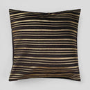 Čierna obliečka na vankúš.