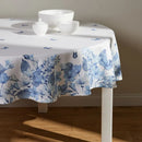 Bielo modrý polyesterový obrus.