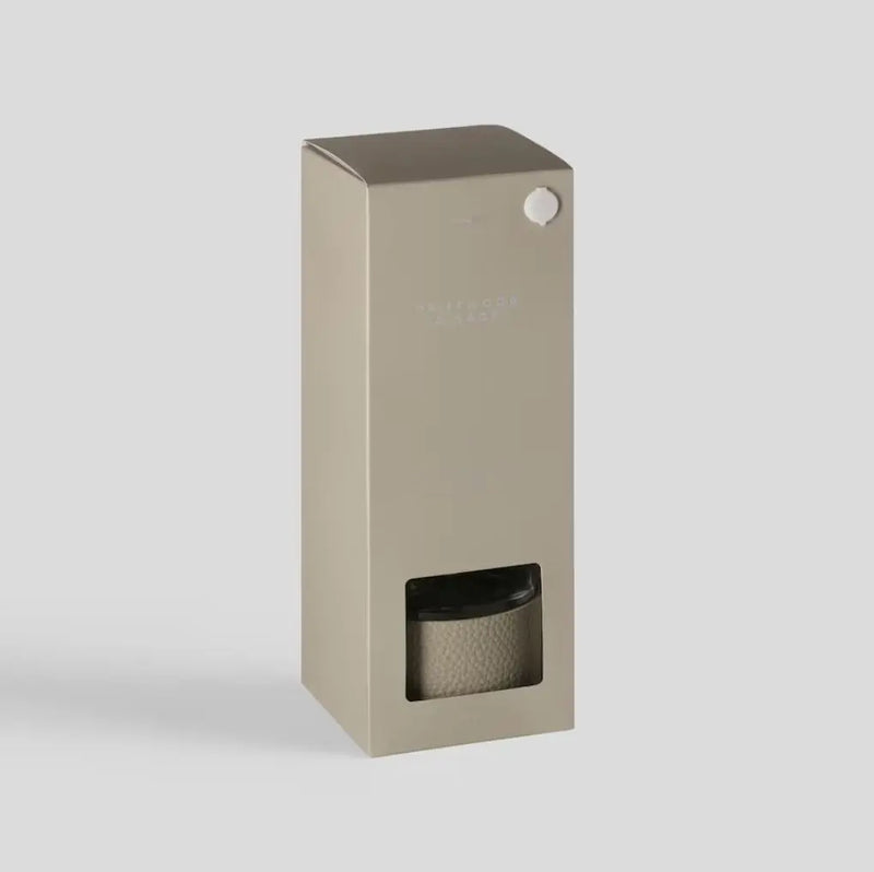 Sivý aróma difuzér.