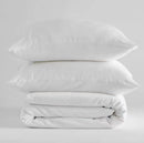 Biele bavlnené obliečky.