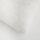 Béžová polyesterová obliečka na vankúš