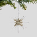 Transparentná vianočná ozdoba.