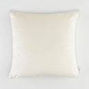 Béžová obliečka na vankúš.