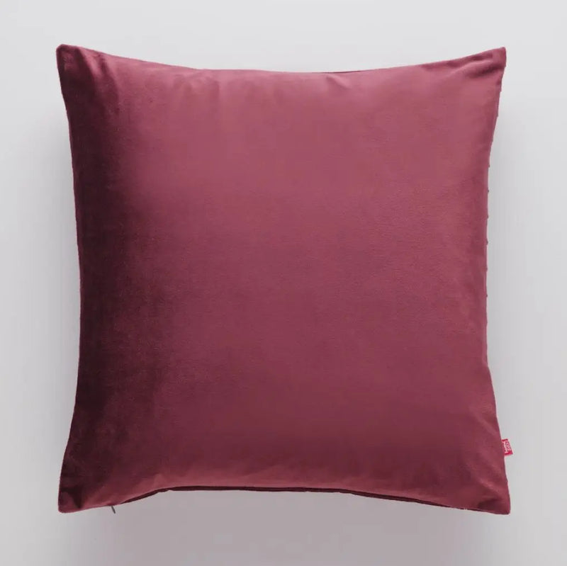 Ružová obliečka na vankúš.