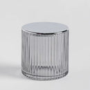 Sivá kúpeľňová dóza.