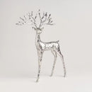 Strieborná vianočná figúrka v podobe krásneho jeleňa.