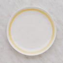 Bielo žltý kameninový plytký tanier. 