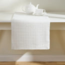 Strieborná štóla vyrobená z polyesteru s nádychom akrylu a viskózy