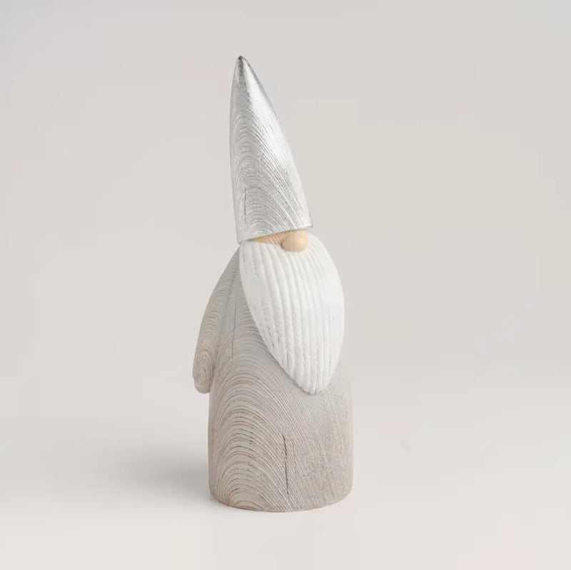 Strieborná vianočná figúrka.