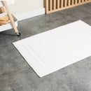 Biela bavlnená predložka. 