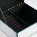 strieborný organizér na šperky s ozdobným zámkom