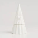 Biele vianočné sviečky v podobe stromčeka.