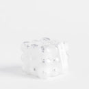 Strieborná sviečka.