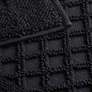 Čierna bavlnená predložka. 