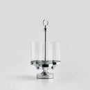 Strieborný svietnik.