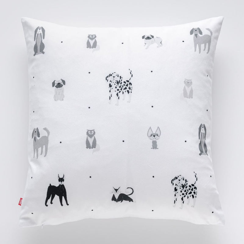 ANIMALDOTS pillowcase