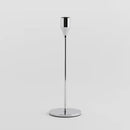 Strieborný svietnik.