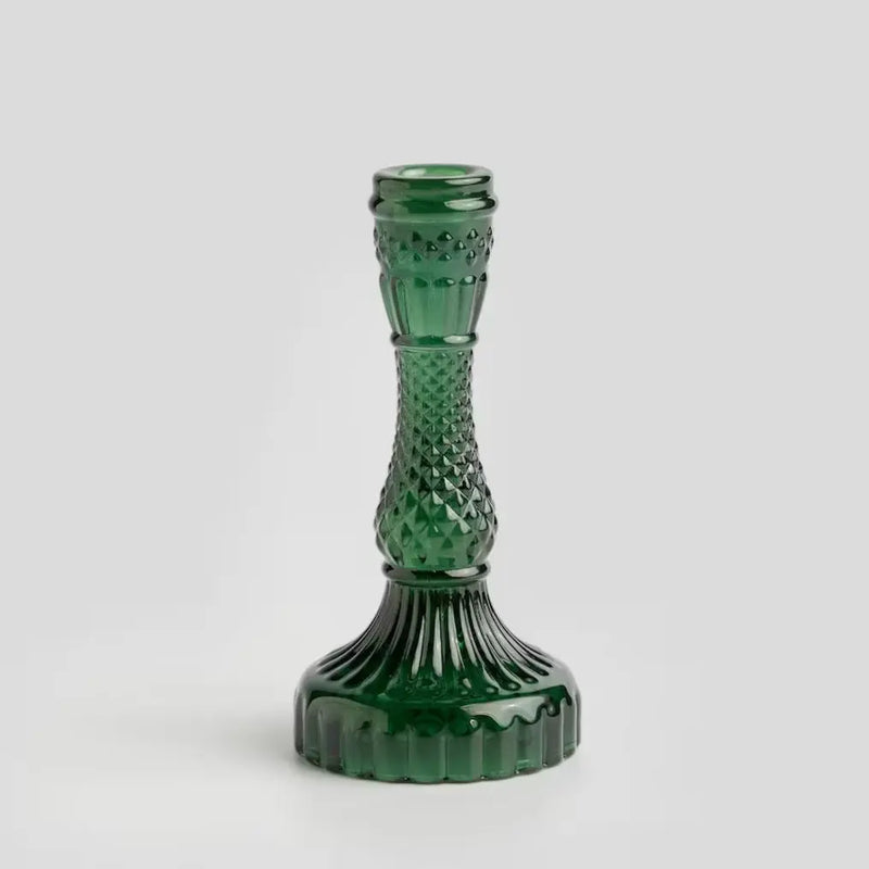 Zelený vianočný svietnik.