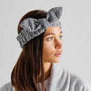 Sivá vianočná čelenka.