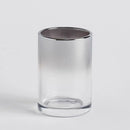 Strieborný sklenený kúpeľňový pohár. 