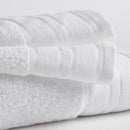 Biely bavlnený uterák.