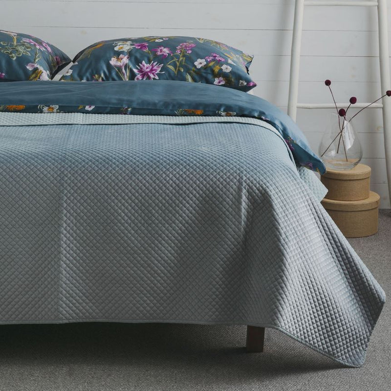 CLARE bedspread 200x220cm