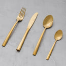 Zlatý nôž z nehrdzavejúcej ocele.