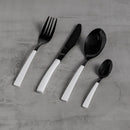 Čierno biely nôž z nehrdzavejúcej ocele.