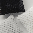 Čierna polyesterová obliečka na vankúš.