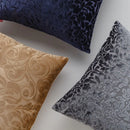 Modrá polyesterová obliečka na vankúš.