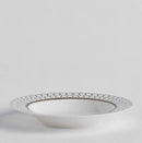 Biely porcelánový hlboký tanier. 